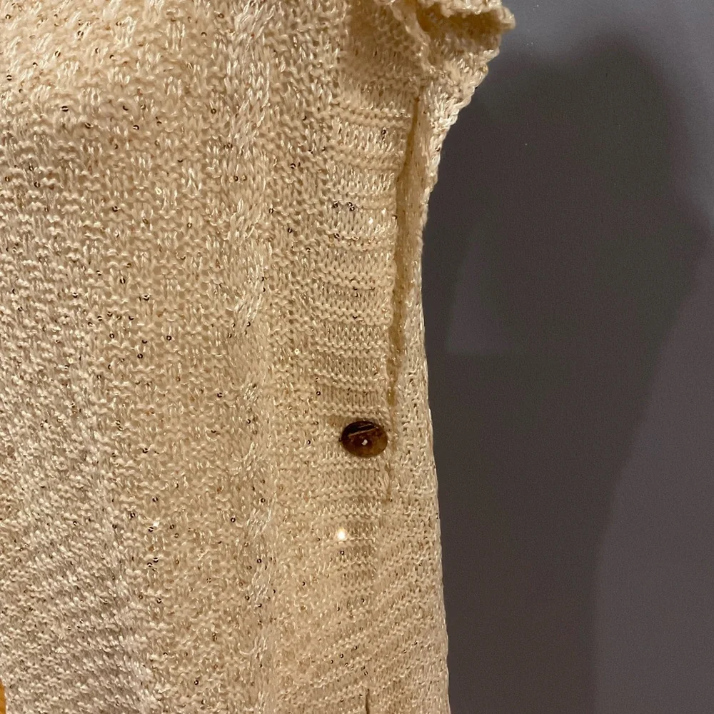 Sweater - Picture 4 of 8